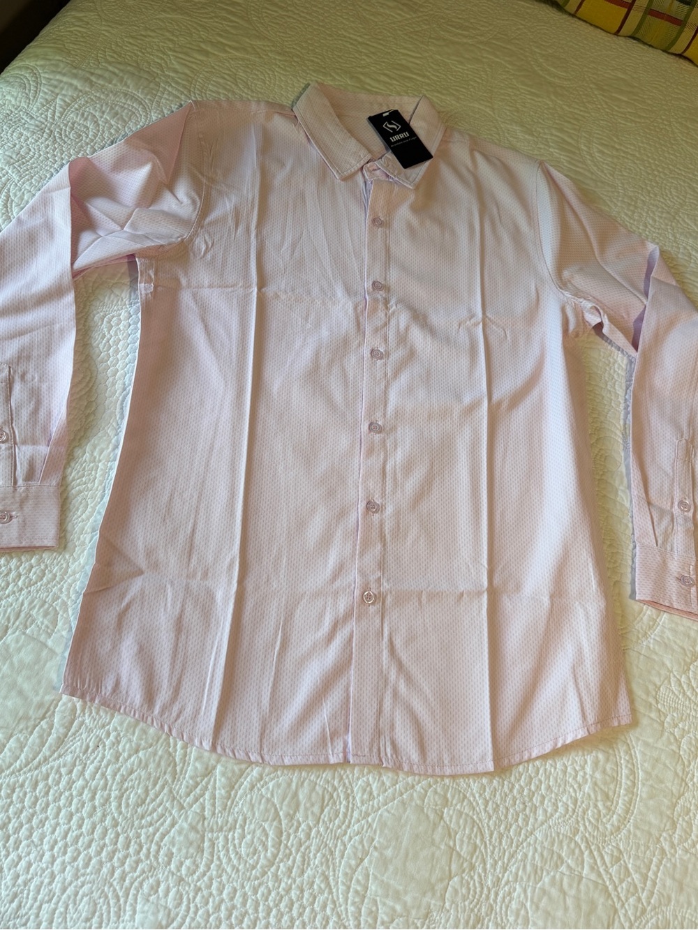 Men’s Size S Slim‎ Fit Light Pink Button-Up Shirt - checkered pink,long sleeve